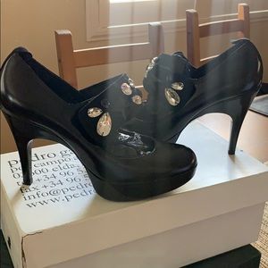 Pedro Garcia Sienna Heels